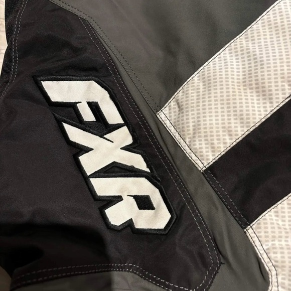 Fxr Snowpants - Picture 3 of 3